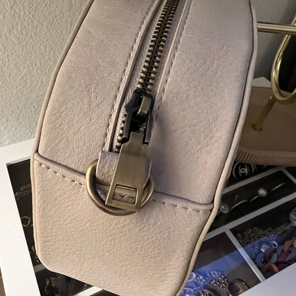 New boutique round handbag - Picture 4 of 4